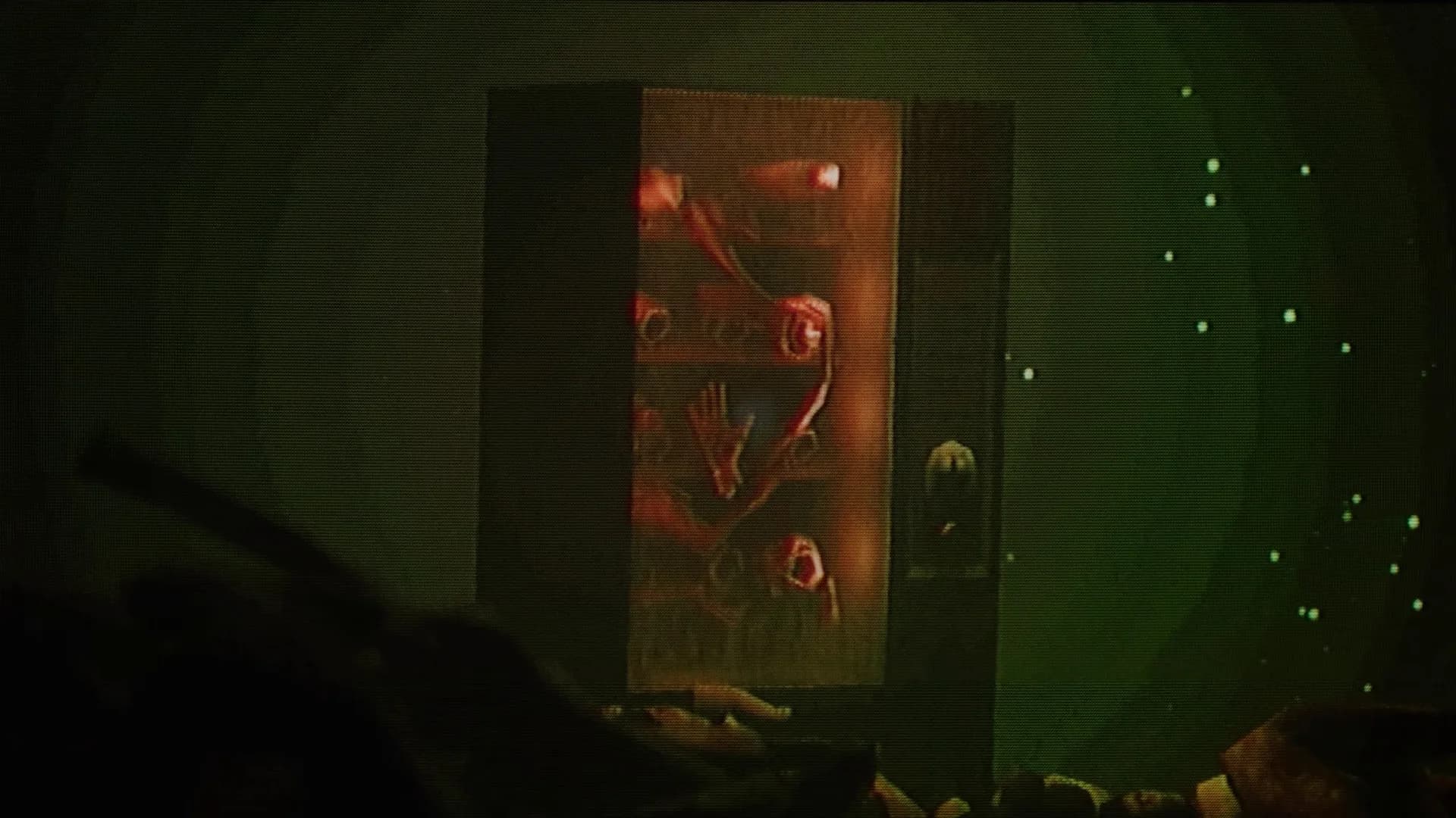 The Fridge is Red görsel 8