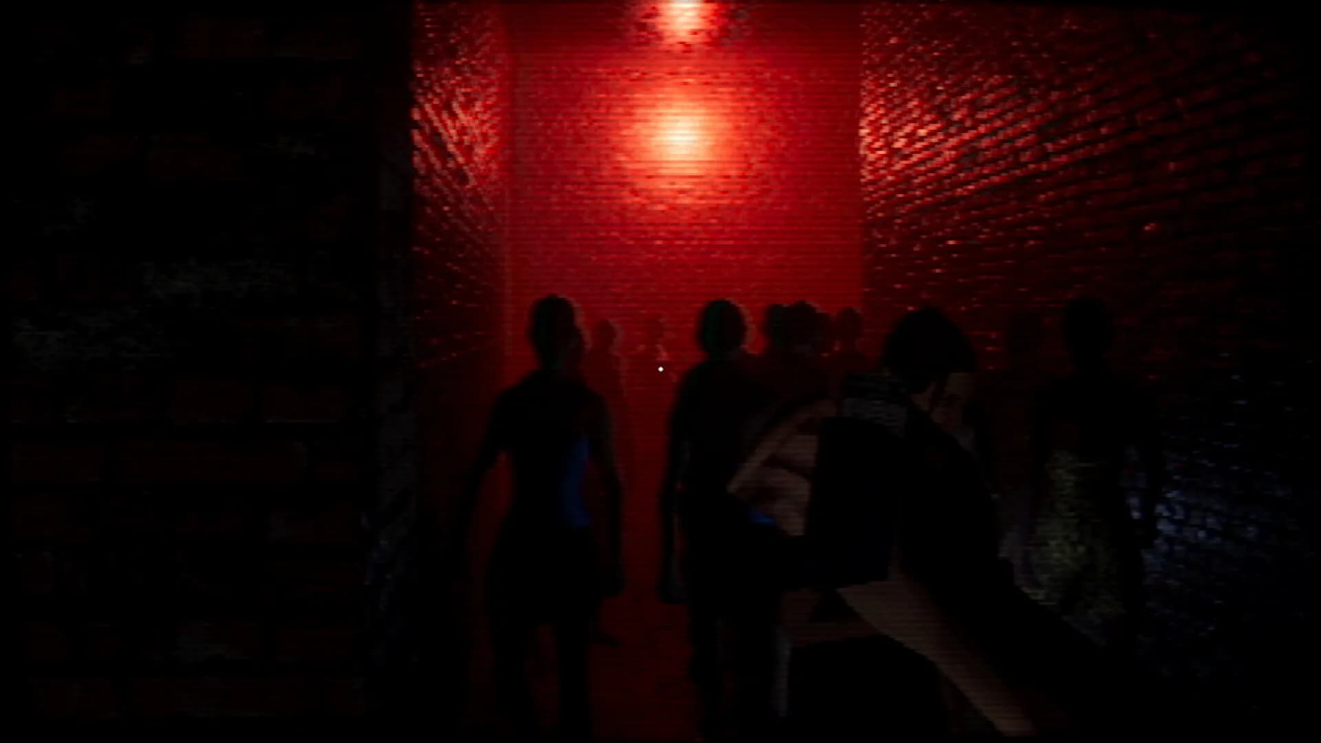 CROWDED. FOLLOWED. görsel 6
