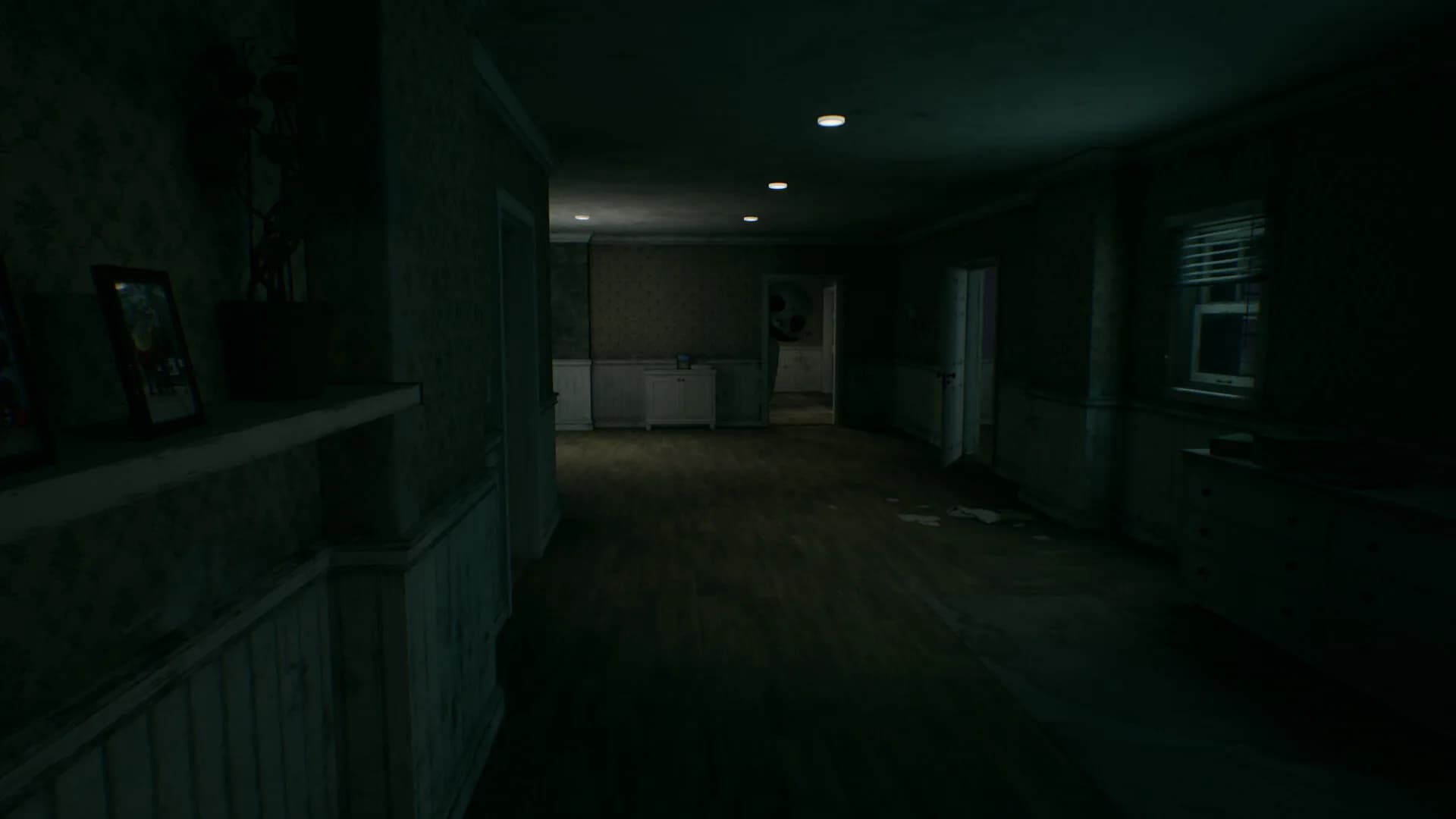 I found myself in a strange house and I'm scared görsel 7