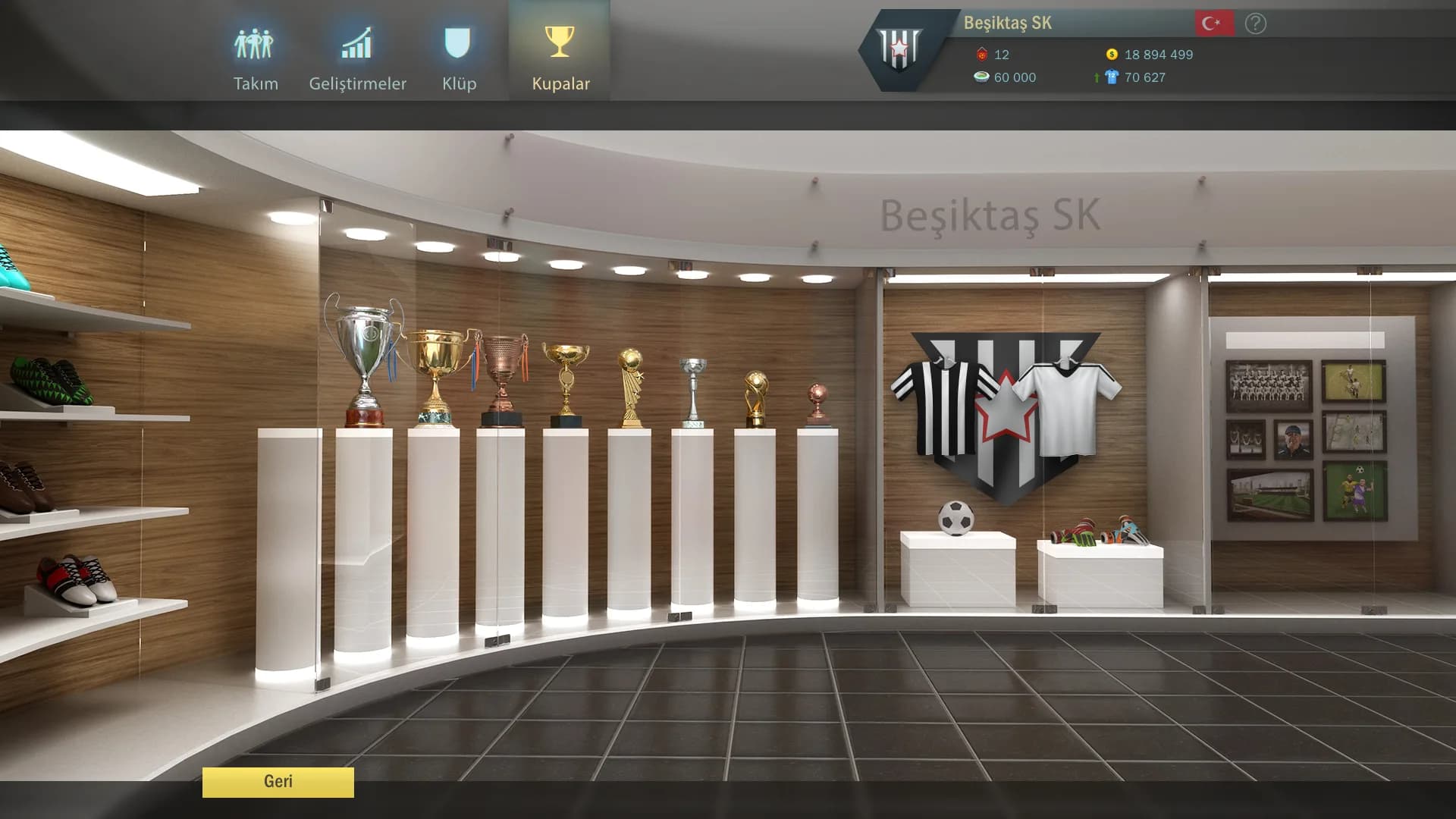 Football, Tactics & Glory görsel 11